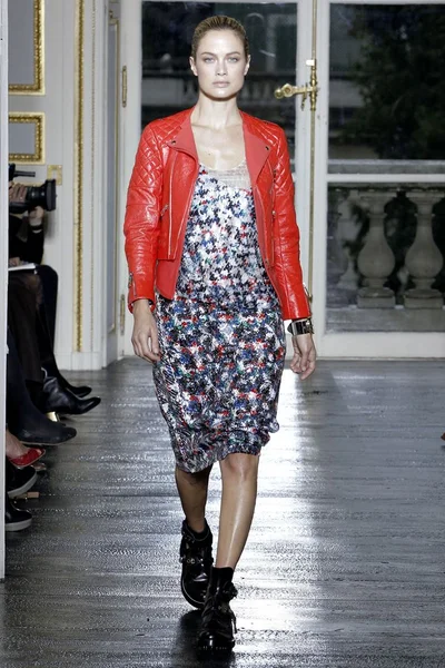 Look 23
